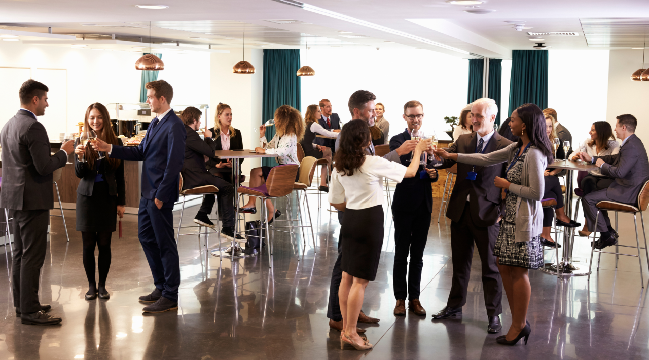 Bestuursborrel HR.png